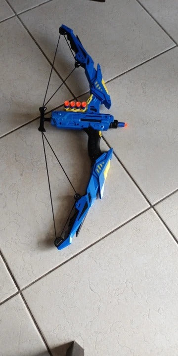 Soft Dart Archery Toy Set with LED Light-Up Bow, Interactive Play, Durable ABS Material, Safe for Ages 3+