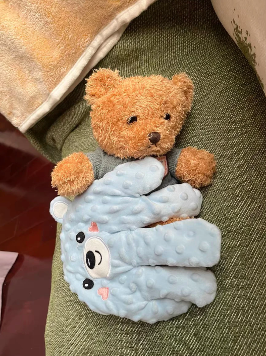 Soothing Baby Hand Pillow – Gentle Electric Patting Toy for Comfort & Startle Prevention