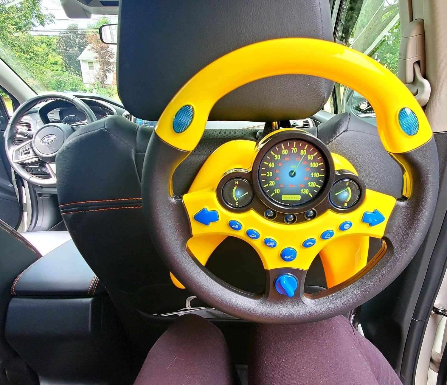 Steering Wheel for Car Backseat Pretend Driving Simulated Driving Steering Wheel Toy Light and Music Educational Gifts for Kids