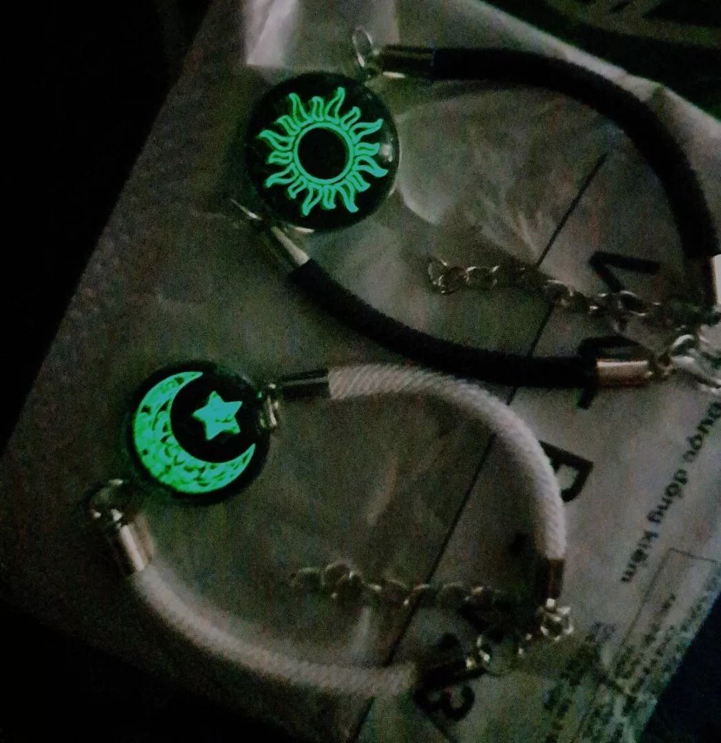 Sun & Moon Bracelets With Adjustable Unisex Stainless Steel Jewelry 2-Pack Luminous Couples Jewelry for Long-Distance Love