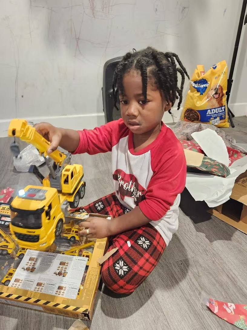 Toy Construction Crane Truck with Openable doors, 360° rotating platform, Sound & light effects