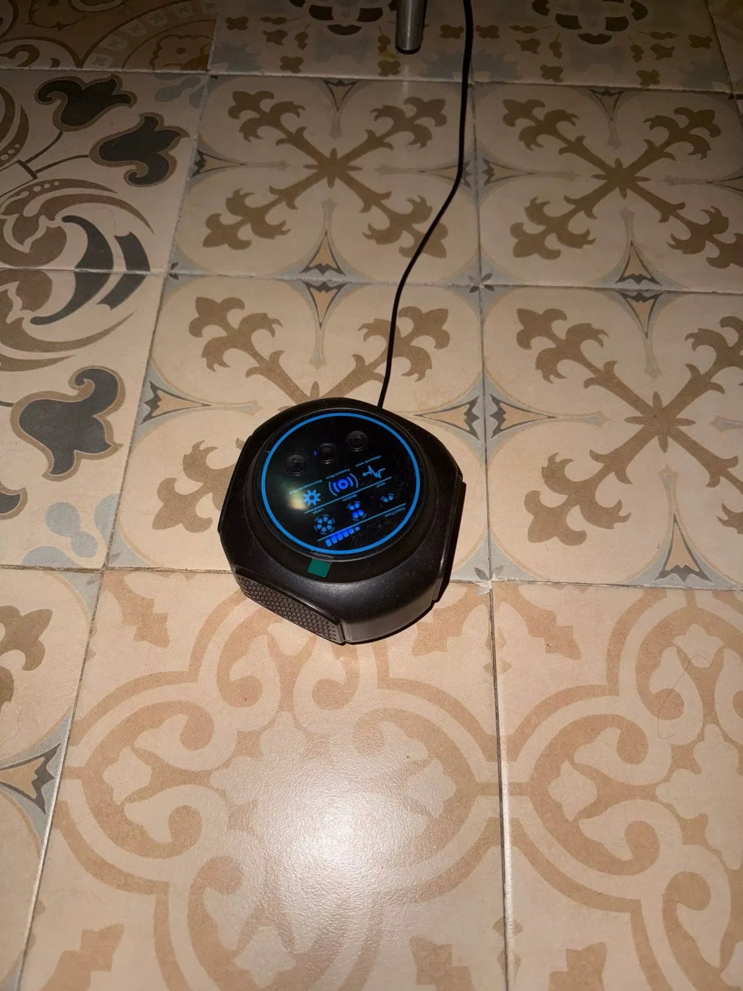 Ultrasonic Rodent Repellent Plug-In, 3200 sq ft Coverage, 360° Coverage, Silent Operation, Chemical-Free