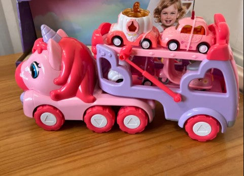 Unicorn Carrier Truck – Magical Toy Vehicle with Unicorn Figures, Safe for Ages 1+