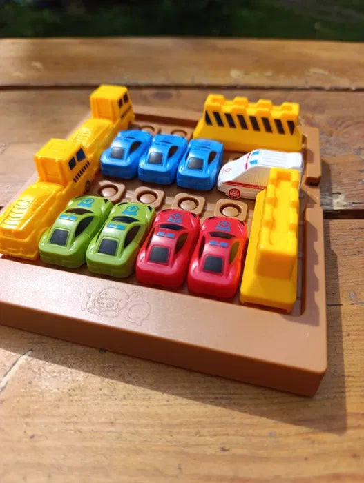 Vehicle Maze Toy With Colorful Cars, Move Cars Out of the Garage, Brain-Training, Safe for 6+