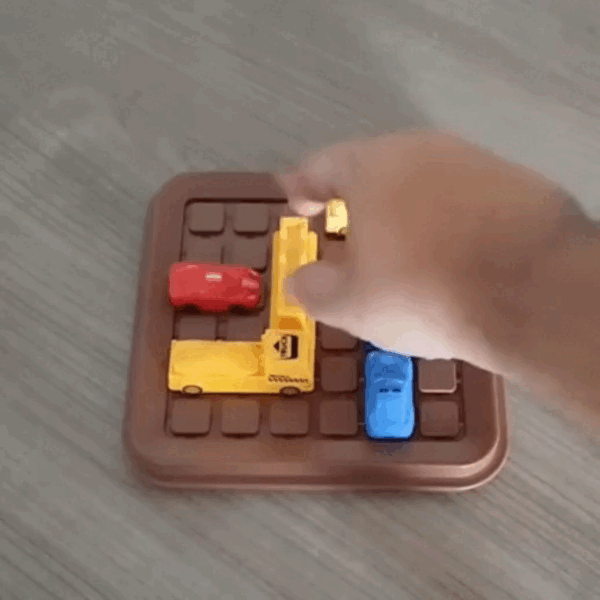 Vehicle Maze Toy With Colorful Cars, Move Cars Out of the Garage, Brain-Training, Safe for 6+