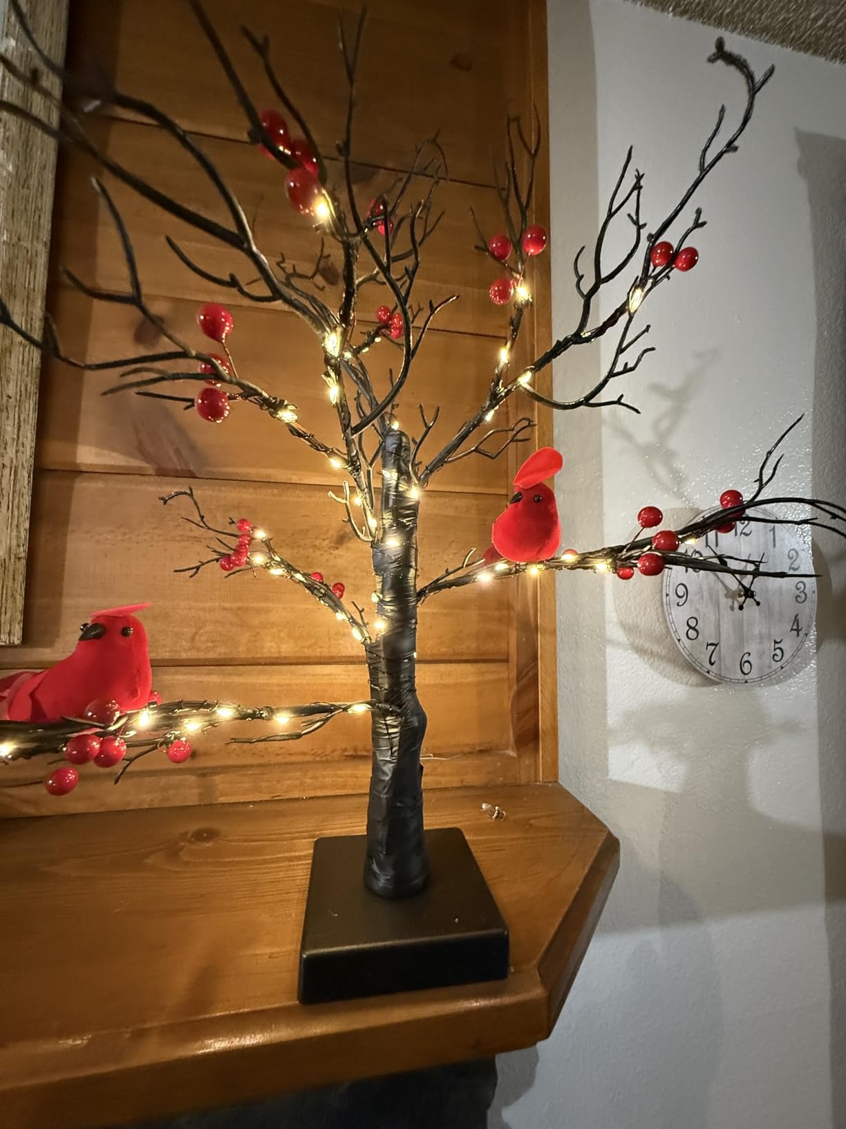 Vintage Glowing Tree with Cardinals – Soft Lighting, Stable Base, Fixed Ornaments, Powered Operation