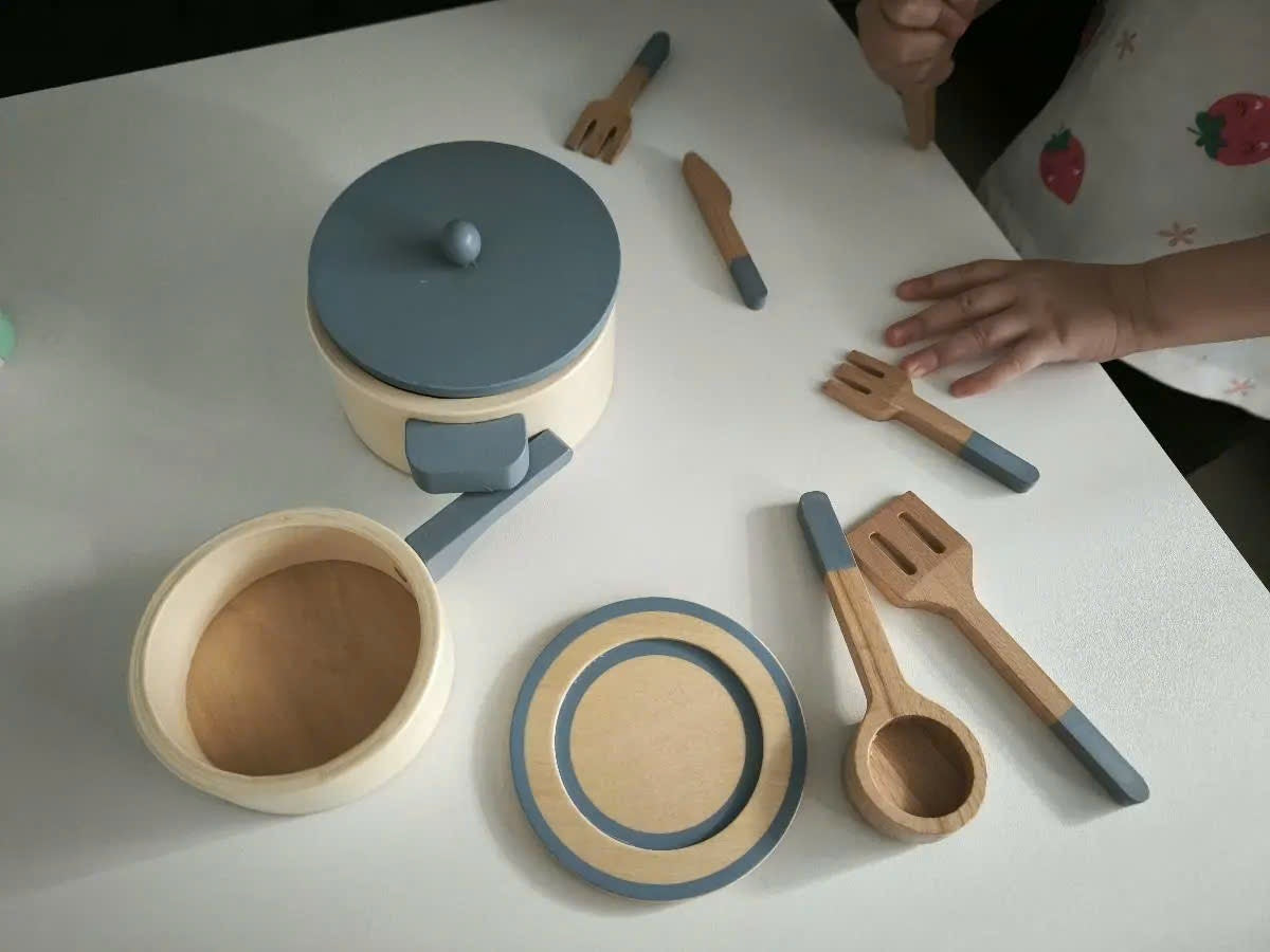 Wooden Simulation Kitchen Toys, Educational, Compact and Portable, Safe for Ages 3+