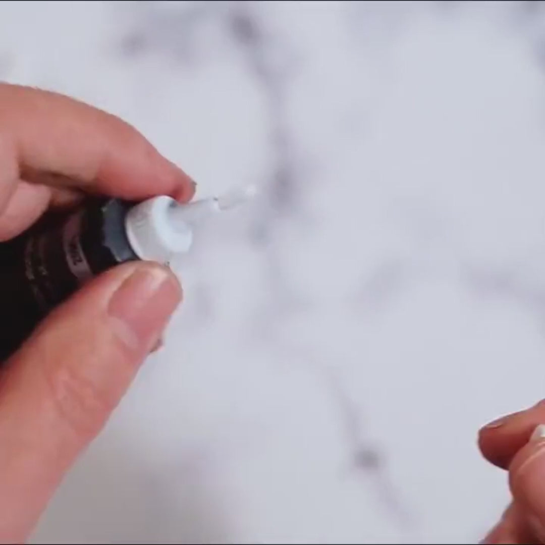 Advanced Leather Repair Gel with Multiple Colors, Shiny Finish, No Technique Required