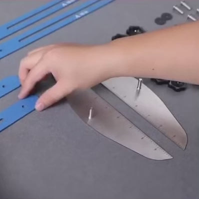 Stair Tread Jig Template Tool – Adjustable Gauge Made from Durable Material for Stairs, Risers, Shelves, and Partitions.