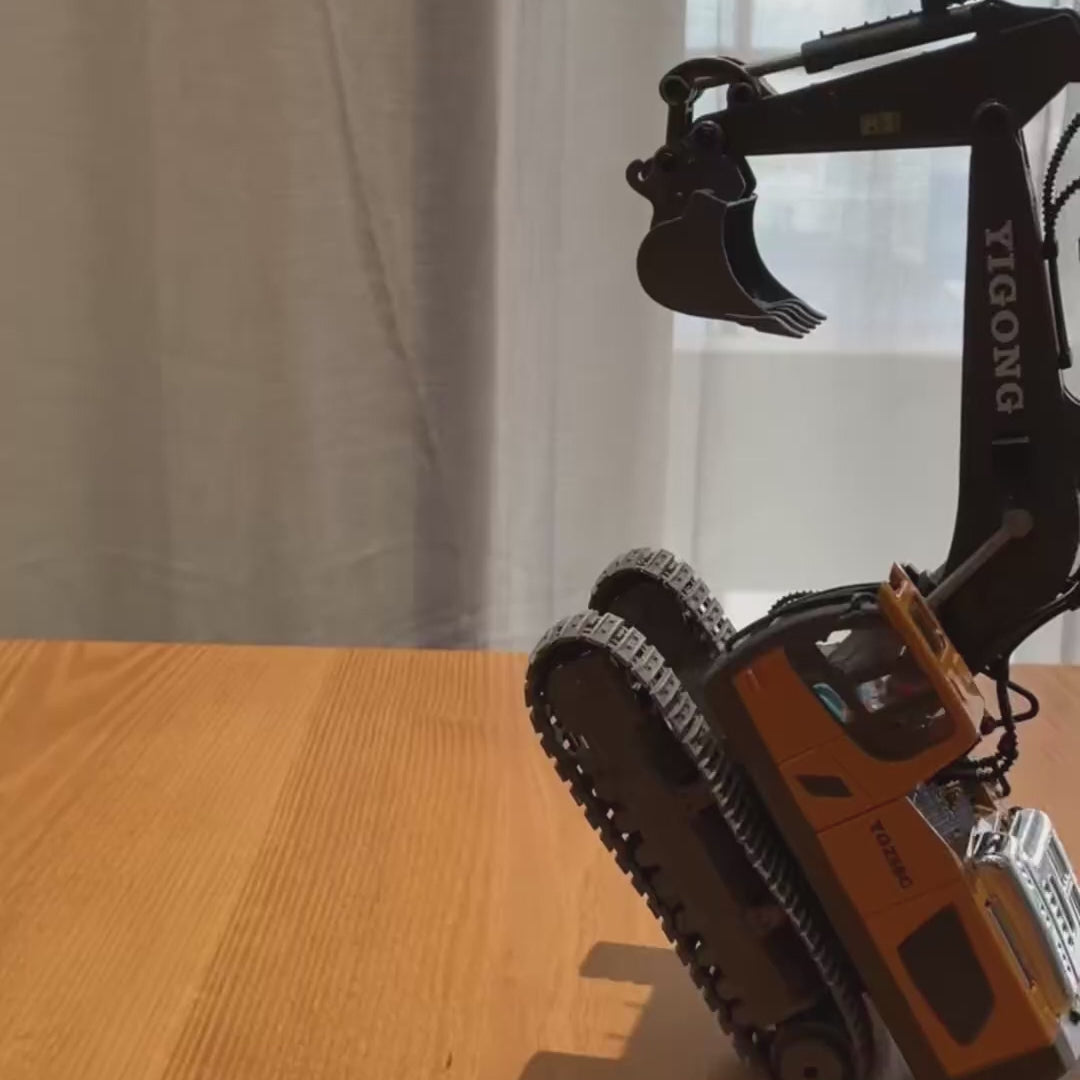 Remote Control Excavator Toy – Realistic RC Construction Fun, Safe for Ages 3+