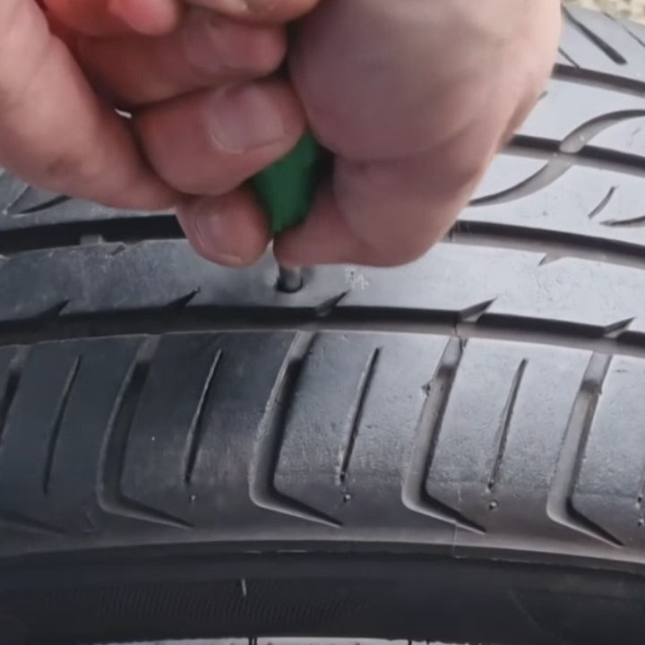 Tubeless Tire Repair Kit for Motorcycle and Electric Bikes – Durable Puncture Plug Set for Emergency Tire Repair