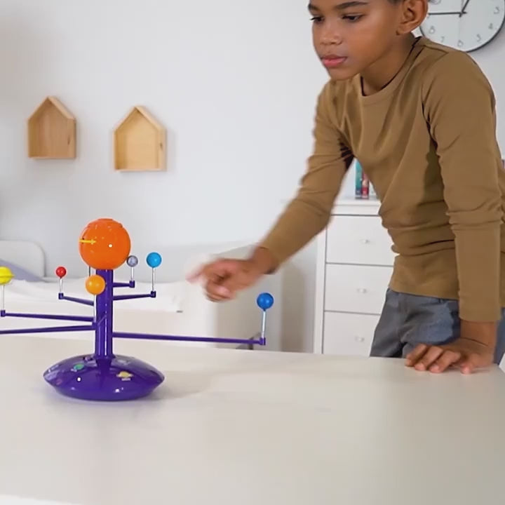 Educational Planet Toy with English and Spanish Voice Interaction, 24-Slide Space Projector, Safe for Ages 6+